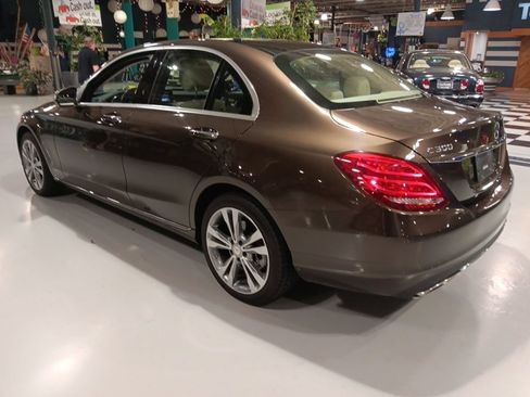 Used 2015 Mercedes-Benz C 300 4MATIC Sedan image 14