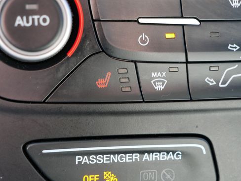 Used 2018 Ford Escape SE image 28