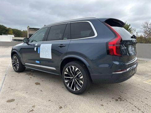New 2026 Volvo XC90 B6 Plus w/ Protection Package Premier image 5