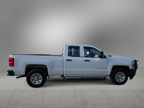 Used 2018 Chevrolet Silverado 1500 W/T w/ Trailering Package AWD/4WD image 9