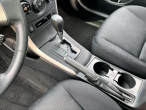Used 2009 Toyota Corolla S FWD image 16