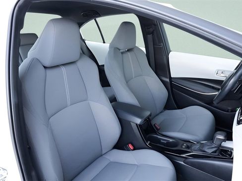 Certified 2022 Toyota Corolla SE w/ Carpet Mat Package (TMS) image 23