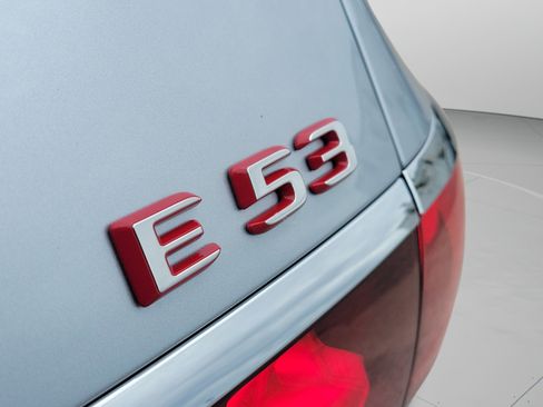 New 2026 Mercedes-Benz E 53 AMG e 4MATIC Wagon image 32