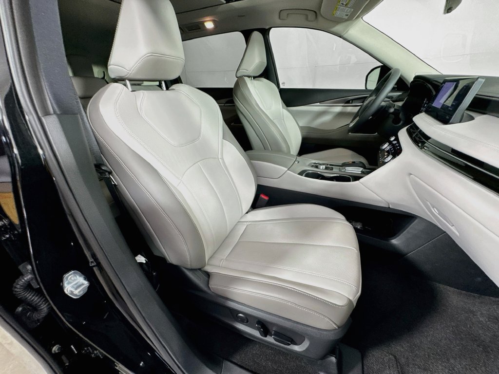 Certified 2027 INFINITI QX60 Luxe w/ Cargo Package FWD image 40