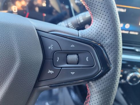 New 2026 Chevrolet Trax RS w/ Sunroof Package image 29