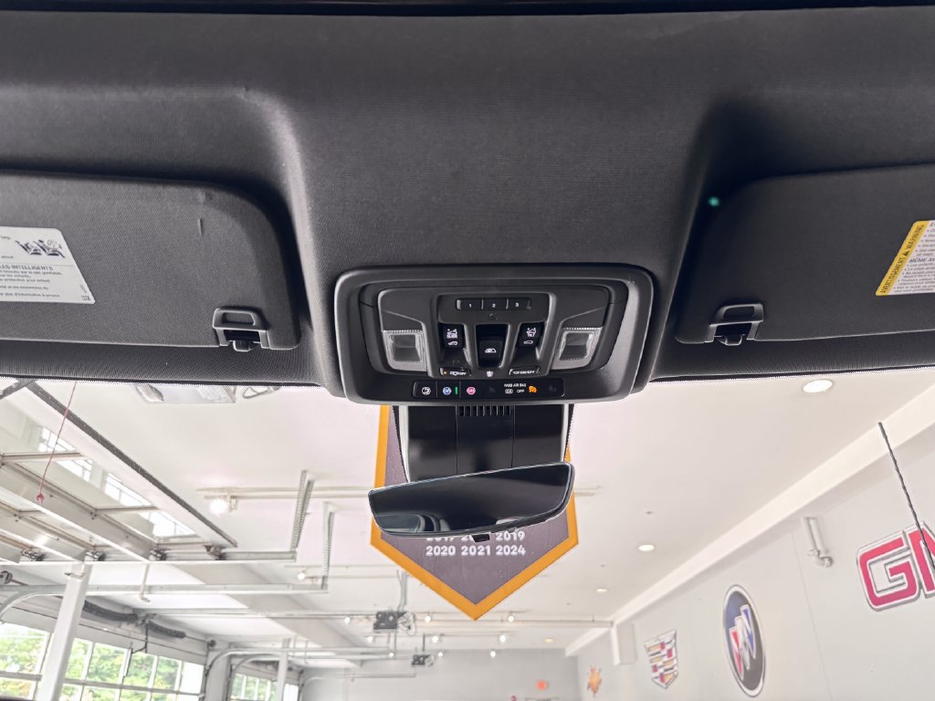 Used 2024 GMC Sierra 2500 AT4 w/ AT4 Premium Plus Package AWD/4WD image 29