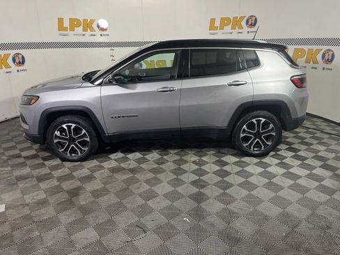 Used 2023 Jeep Compass Limited AWD/4WD image 6
