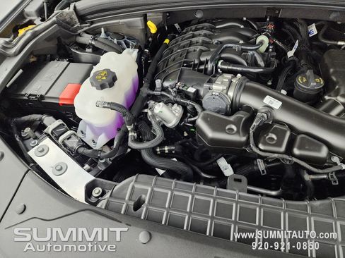 New 2025 Jeep Grand Cherokee Limited w/ Black Appearance Package image 19