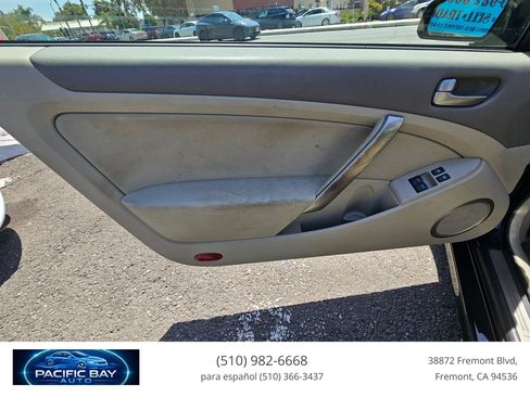 Used 2004 INFINITI G35 Coupe w/ Performance Tire & Wheel Pkg RWD image 9