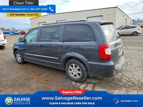 Used 2012 Chrysler Town & Country Touring w/ Entertainment Group #1 image 3