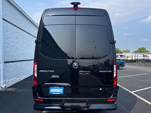 New 2024 Mercedes-Benz Sprinter 3500 image 8
