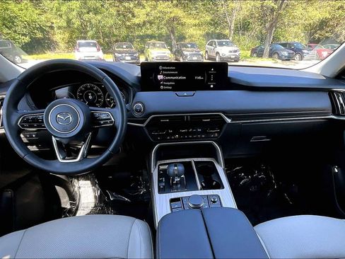 Used 2025 MAZDA CX-70 Plug-In Hybrid w/ Premium Pkg image 15