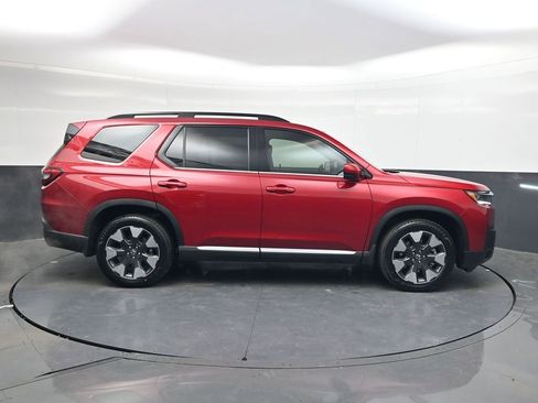 New 2026 Honda Pilot Touring image 3