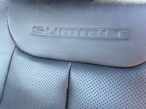 Used 2023 Jeep Grand Cherokee L Summit w/ Advanced Protech Group IV AWD/4WD image 16