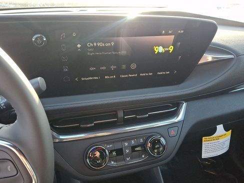 New 2026 Buick Envista Sport Touring w/ Convenience I Package FWD image 9