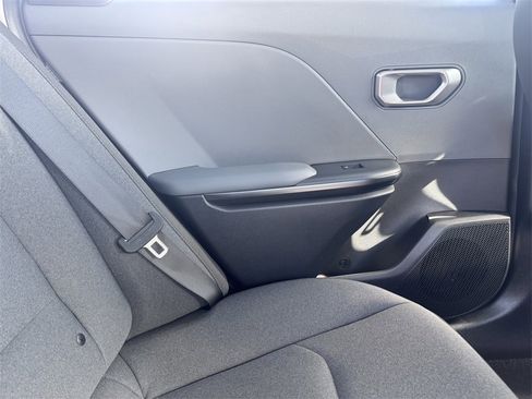 New 2026 Kia K4 LXS image 26