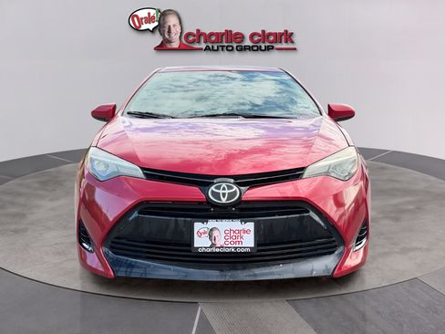 Used 2017 Toyota Corolla LE FWD image 2