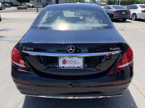 Used 2018 Mercedes-Benz E 300 4MATIC image 6
