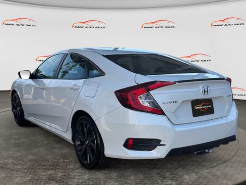 Used 2021 Honda Civic Sport image 8