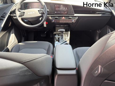 New 2026 Kia Niro LX FWD image 21