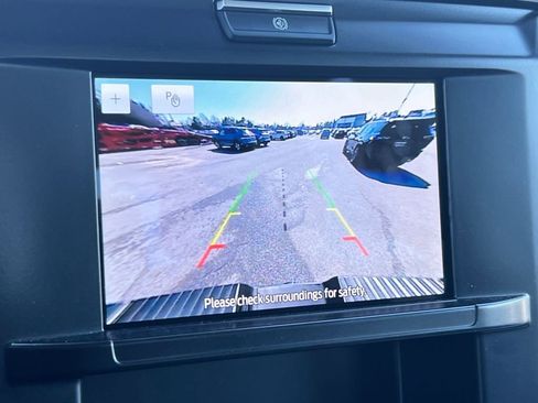 Used 2025 Ford F250 XLT image 38