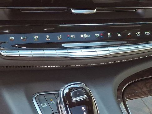 Used 2023 Cadillac Escalade ESV Sport Platinum image 20