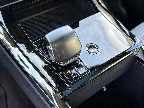 New 2025 Land Rover Range Rover Sport SV Edition Two image 18