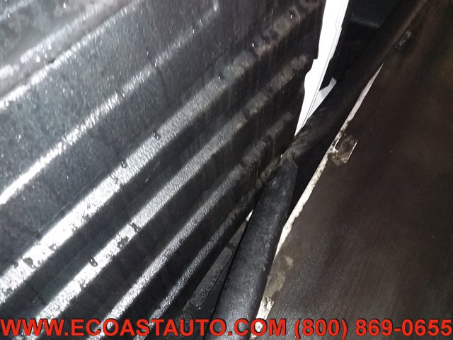 Used 2017 Chevrolet Express 2500 RWD image 25