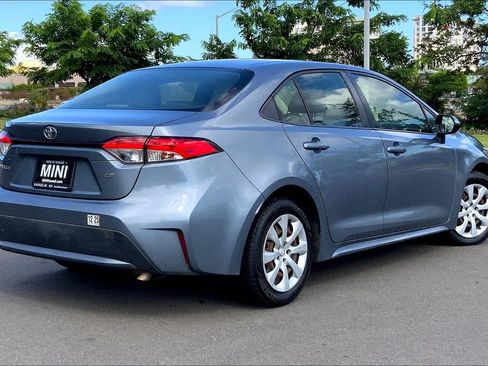 Used 2020 Toyota Corolla LE image 12