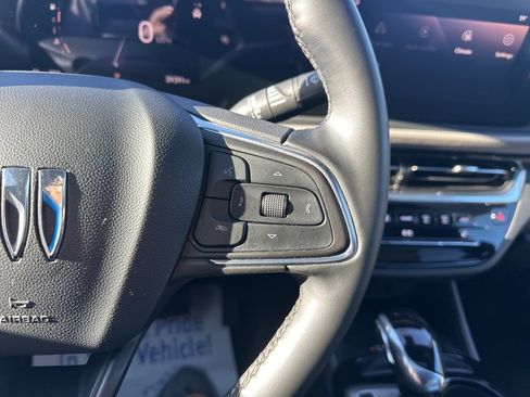 Used 2024 Buick Envista Avenir image 62