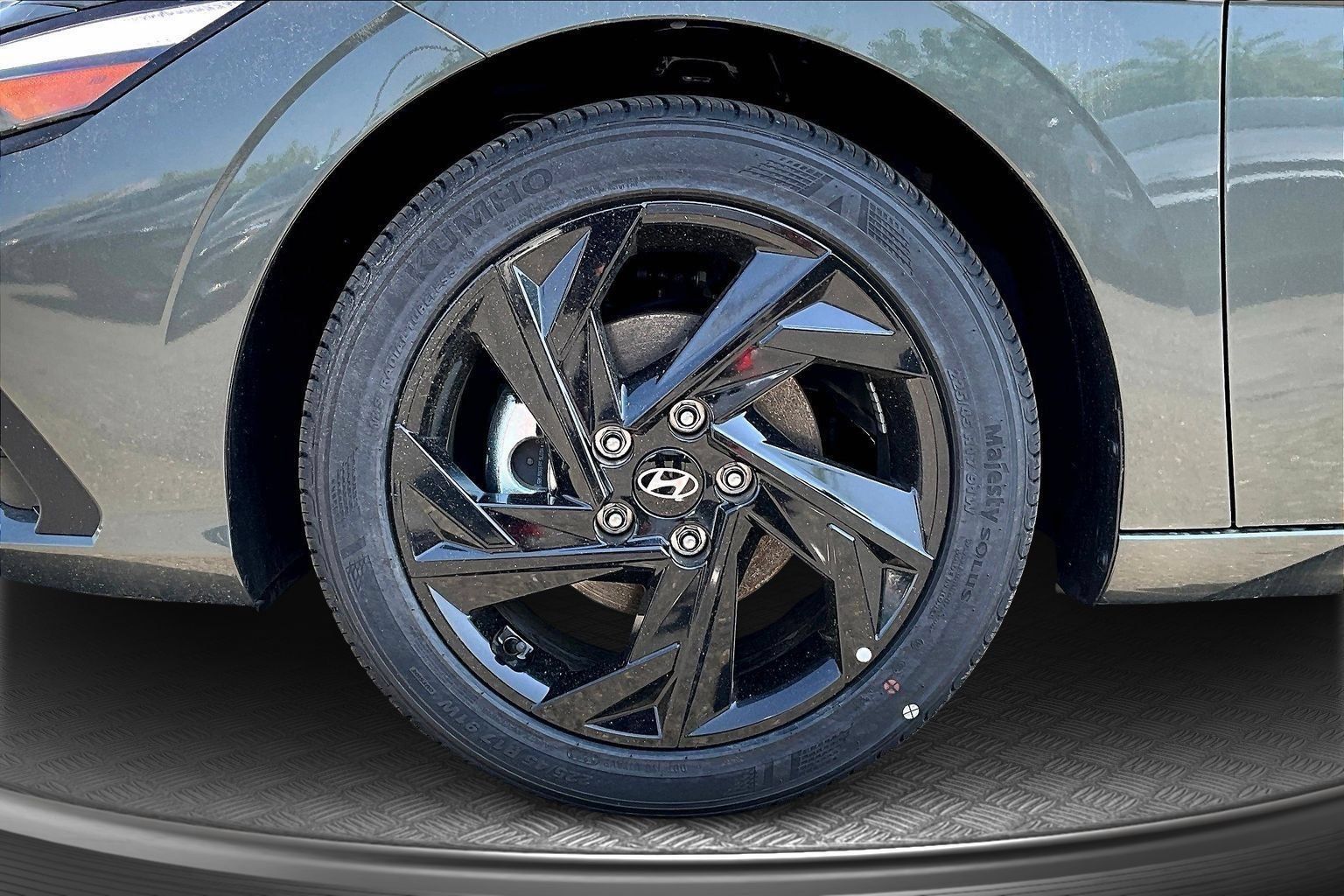 Used 2026 Hyundai Elantra SEL Sport Premium FWD image 5