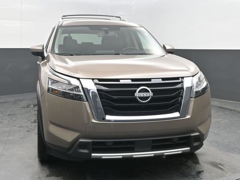 Certified 2024 Nissan Pathfinder Platinum w/ Cargo Package image 2