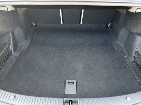Used 2018 Mercedes-Benz C 300 4MATIC Sedan image 26
