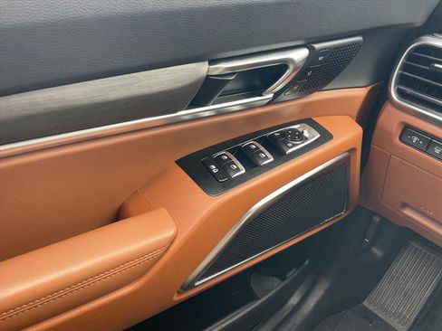 Used 2024 Kia Telluride SX X-Line image 19