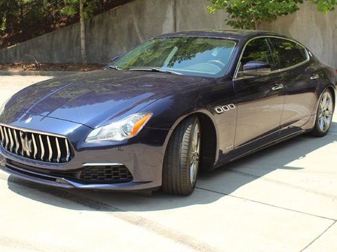 Used 2017 Maserati Quattroporte S GranLusso image 5
