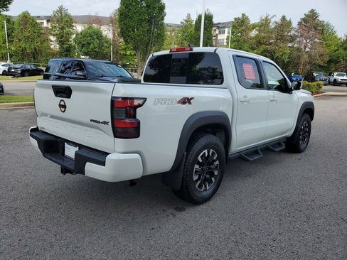 Certified 2023 Nissan Frontier PRO-4X w/ Tow Package AWD/4WD image 4