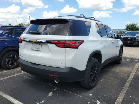 Used 2023 Chevrolet Traverse LT FWD image 5