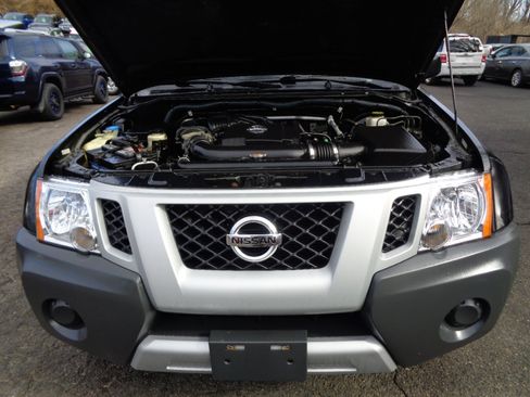 Used 2011 Nissan Xterra S image 23