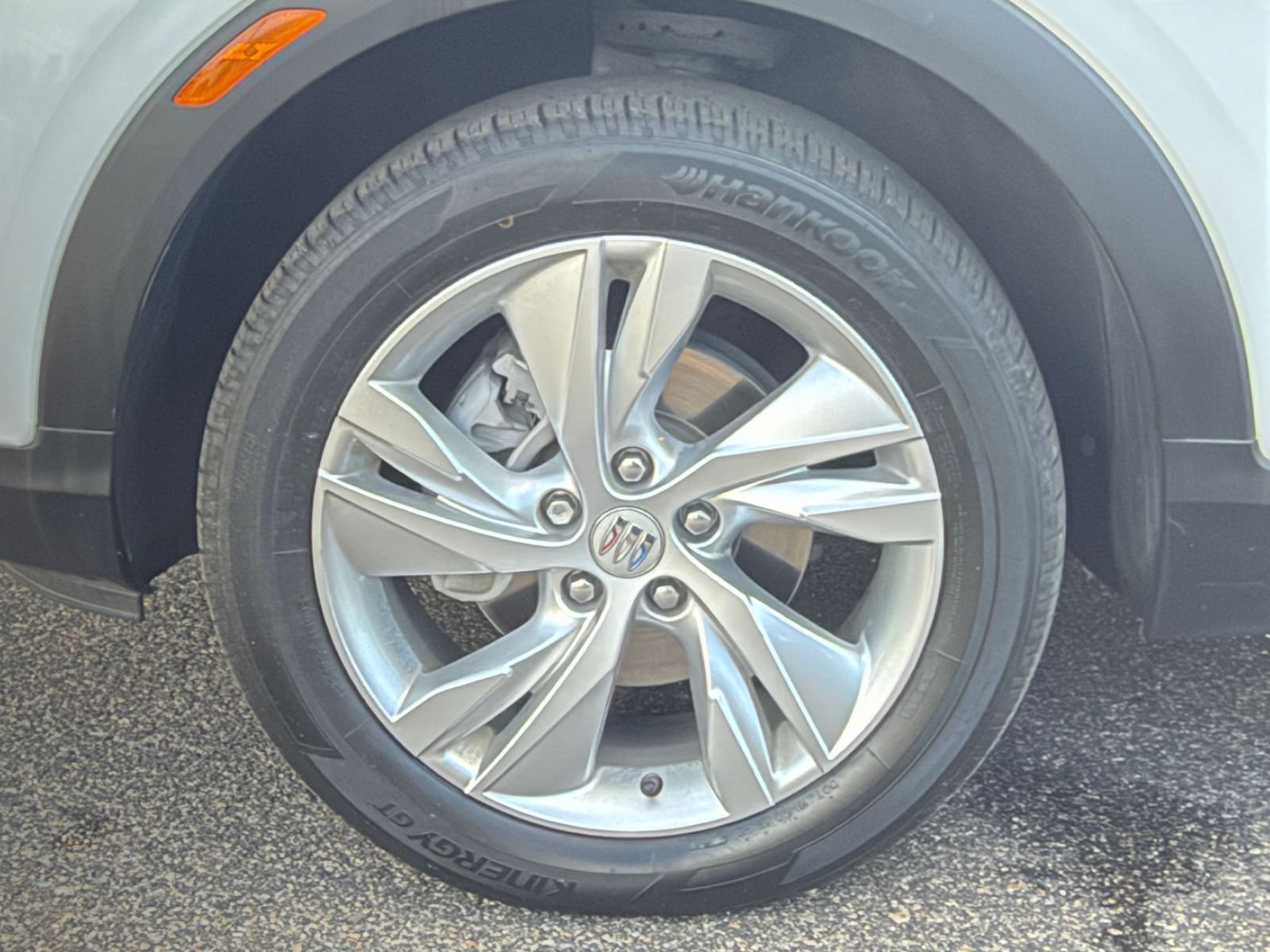 Used 2025 Buick Encore GX Preferred AWD/4WD image 29