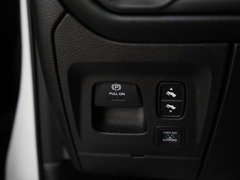 Used 2020 RAM 1500 Limited AWD/4WD image 25