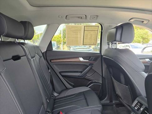 Used 2025 Audi Q5 2.0T Premium Plus w/ Premium Plus Package image 12