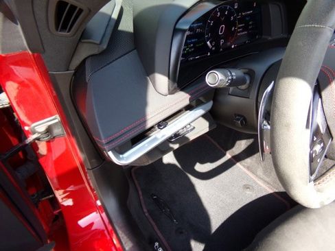 Used 2022 Chevrolet Corvette Stingray Premium Conv w/ Battery Protection Package RWD image 16