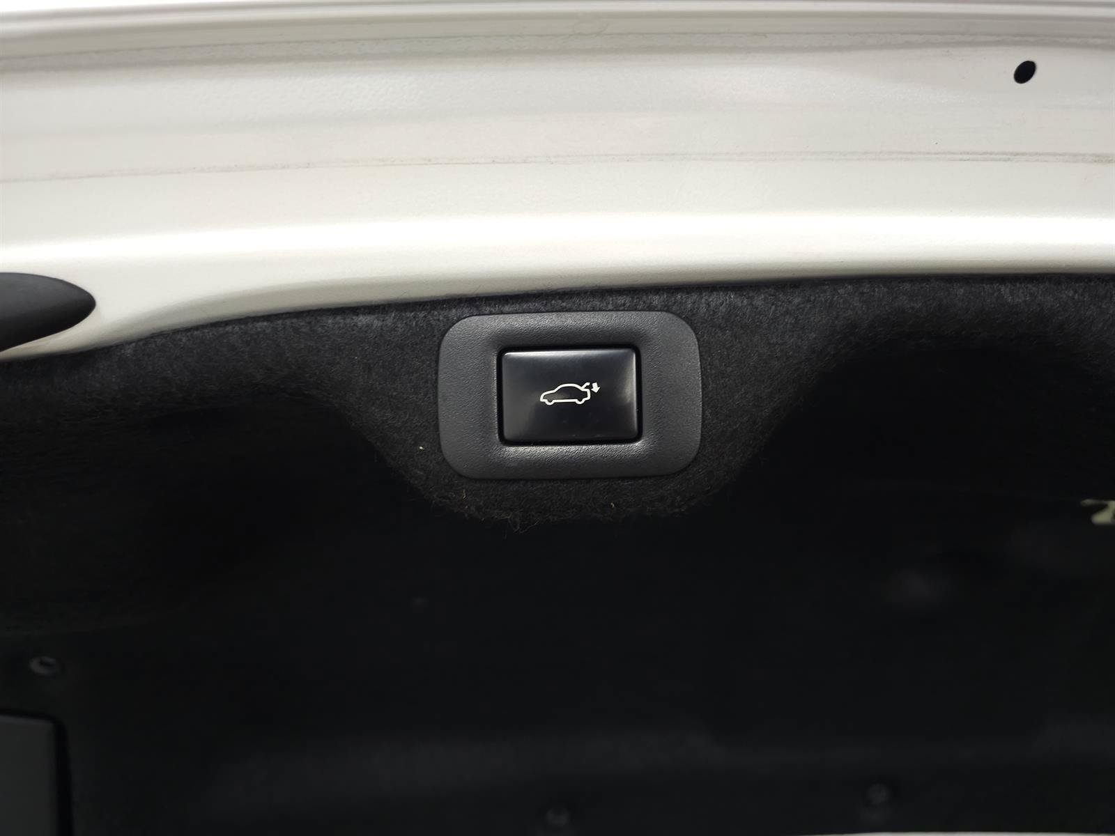 Certified 2024 Lexus ES 350 w/ Premium Package FWD image 8
