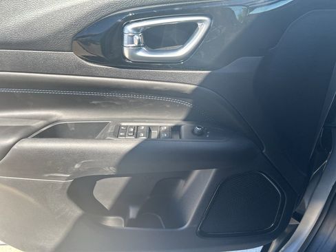 New 2026 Jeep Compass Latitude AWD/4WD image 22