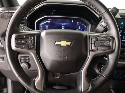 Used 2025 Chevrolet Silverado 2500 High Country w/ High Country Premium Package AWD/4WD image 3