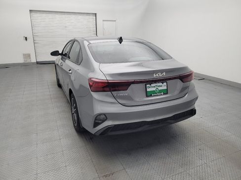 Used 2024 Kia Forte LXS w/ LXS Technology Package FWD image 6