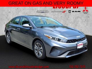 Used 2023 Kia Forte LXS FWD video 1