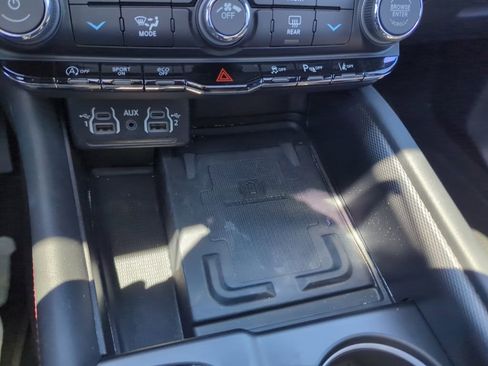 Used 2023 Dodge Durango GT AWD/4WD image 24