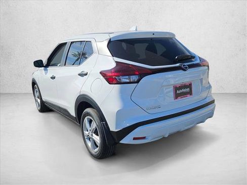 New 2025 Nissan Kicks Play S w/ Interior Electronics Package FWD image 9