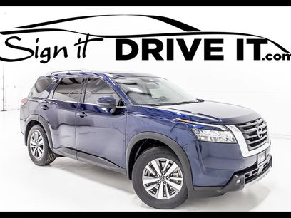 Used 2022 Nissan Pathfinder SL w/ Lighting Package (N92)
